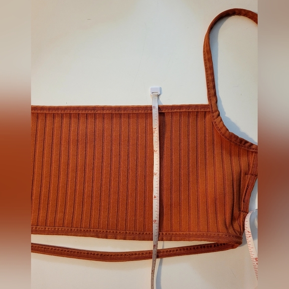 Pretty Little Thing Bandeau - Picture 7 of 10